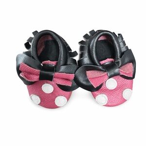 Toddler Pink & Black Soft Sole Moccasin Shoes Cute Bow Detail. Boho Handcrafted